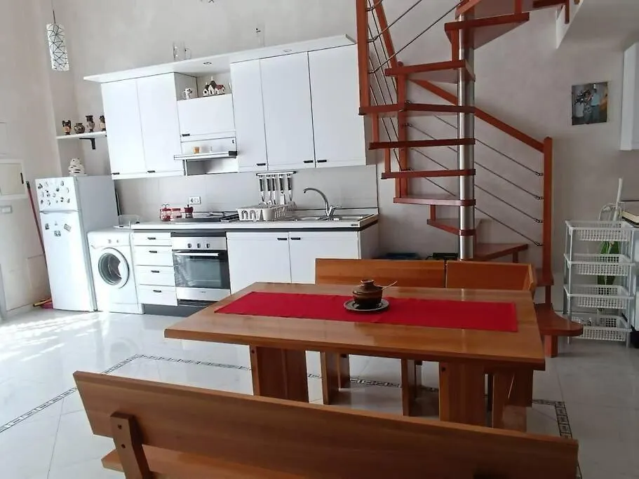 Casa Vacanza Raggio Di Sole Giovinazzo 0*,  Italy